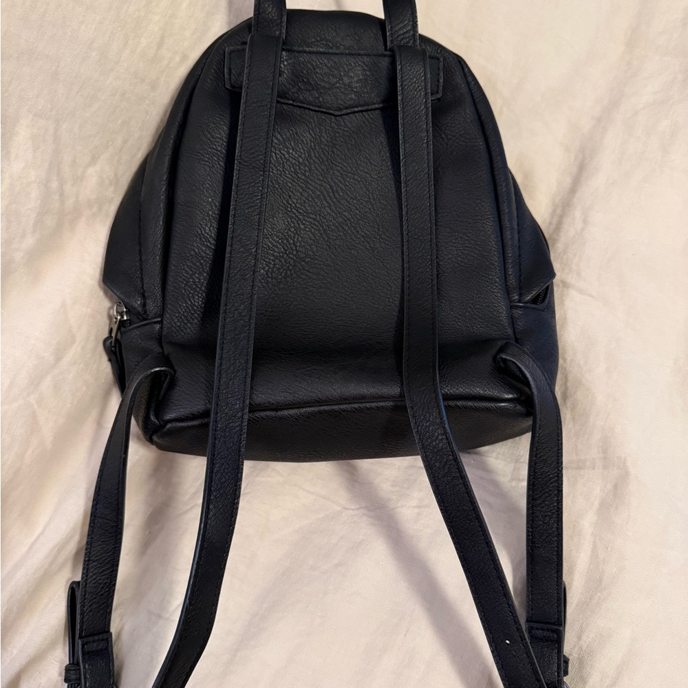 Universal Thread Black Mini Backpack - image 5
